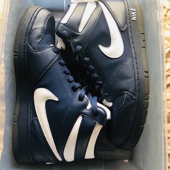 Nike Prestige IV High - Picture 1 of 5